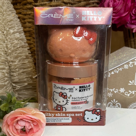 Hello Kitty | Bath & Body | Hello Kitty X Creme Shop Silky Skin Spa Set ...